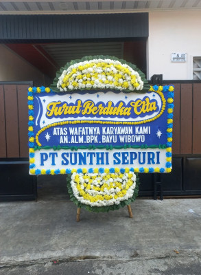 Papan Bunga Duka di Giricahyo