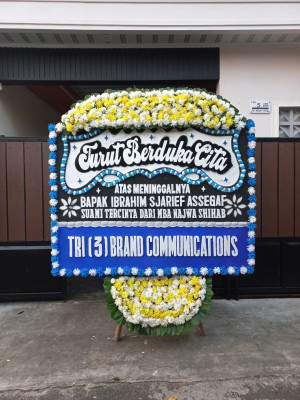 Papan Bunga Duka di Giricahyo